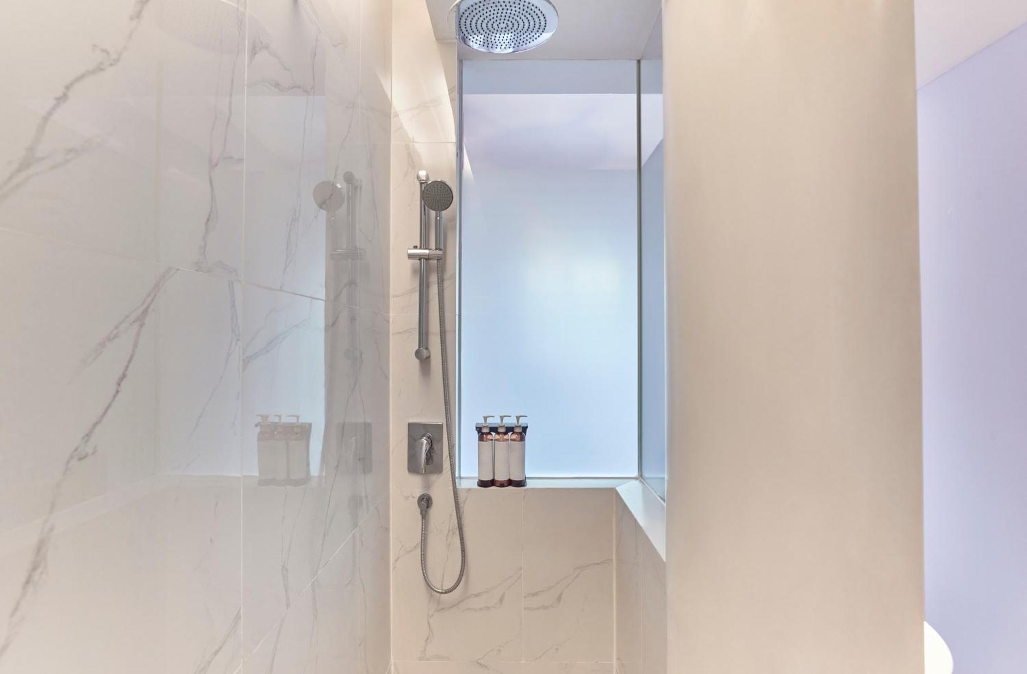 Lyf Bugis Managed By The Ascott Ltd Khách sạn Singapore